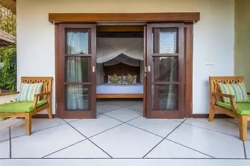 סמיניאק Villa Bugis 4*,