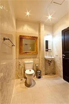 סמיניאק Villa Bugis 4*,  אינדונזיה