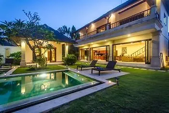 Villa Bugis Seminyak  Seminyak (Bali)