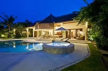 Villa Bugis Seminyak  4*, Seminyak (Bali)