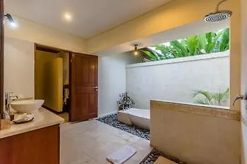 Villa Bugis Seminyak  4*, Seminyak (Bali)